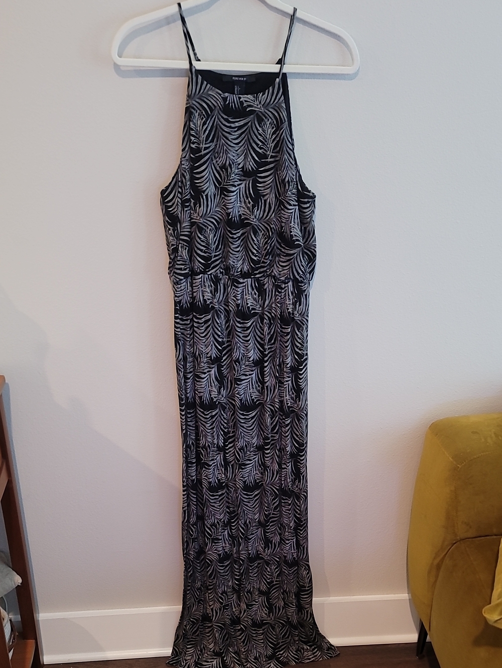 Forever 21 Black and White Palm-Print Halter-Style Maxi Dress